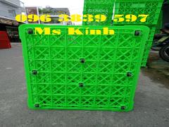 Sóng nhựa hở 8 bánh xe đựng hàng hóa may mặc giá rẻ - 096 3839 597 Ms Kính