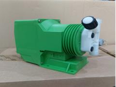 Bơm định lượng EMEC công suất 14 Lít/h dòng solenoid HTA Series